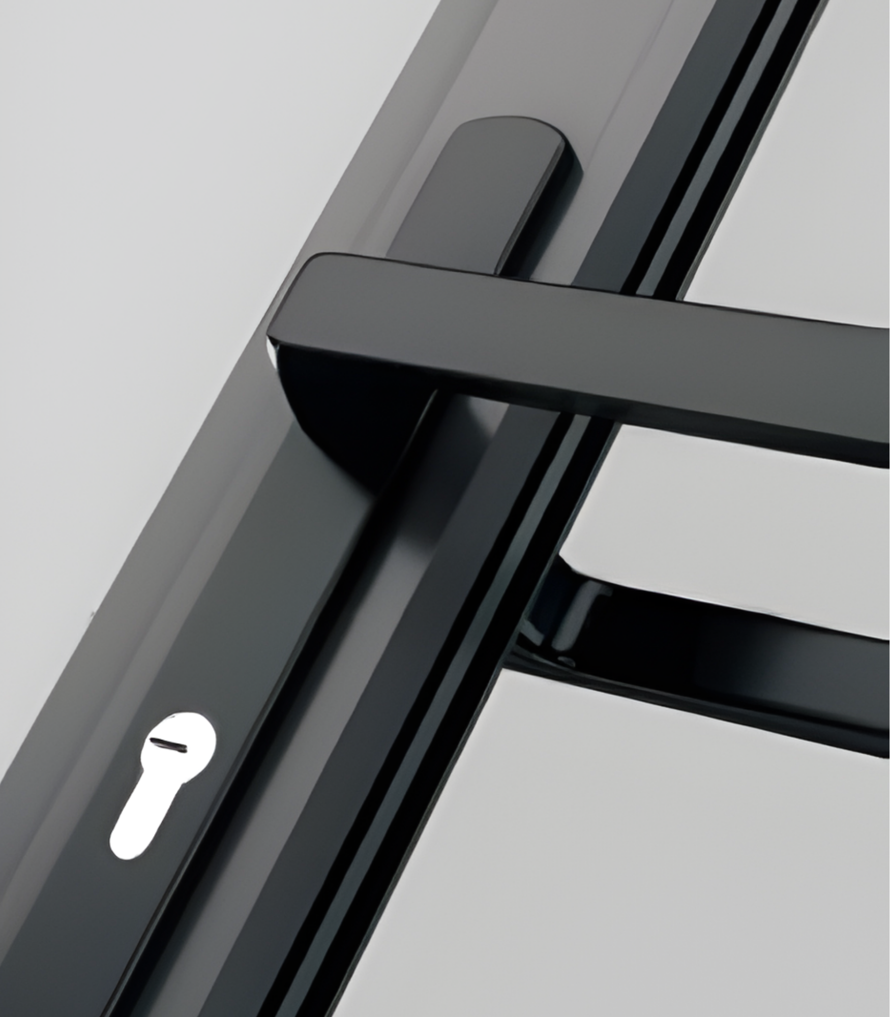 VLX 100 Swing / Entry Door in Los Angeles, CA | Hale Windows Los Angeles - detail 3